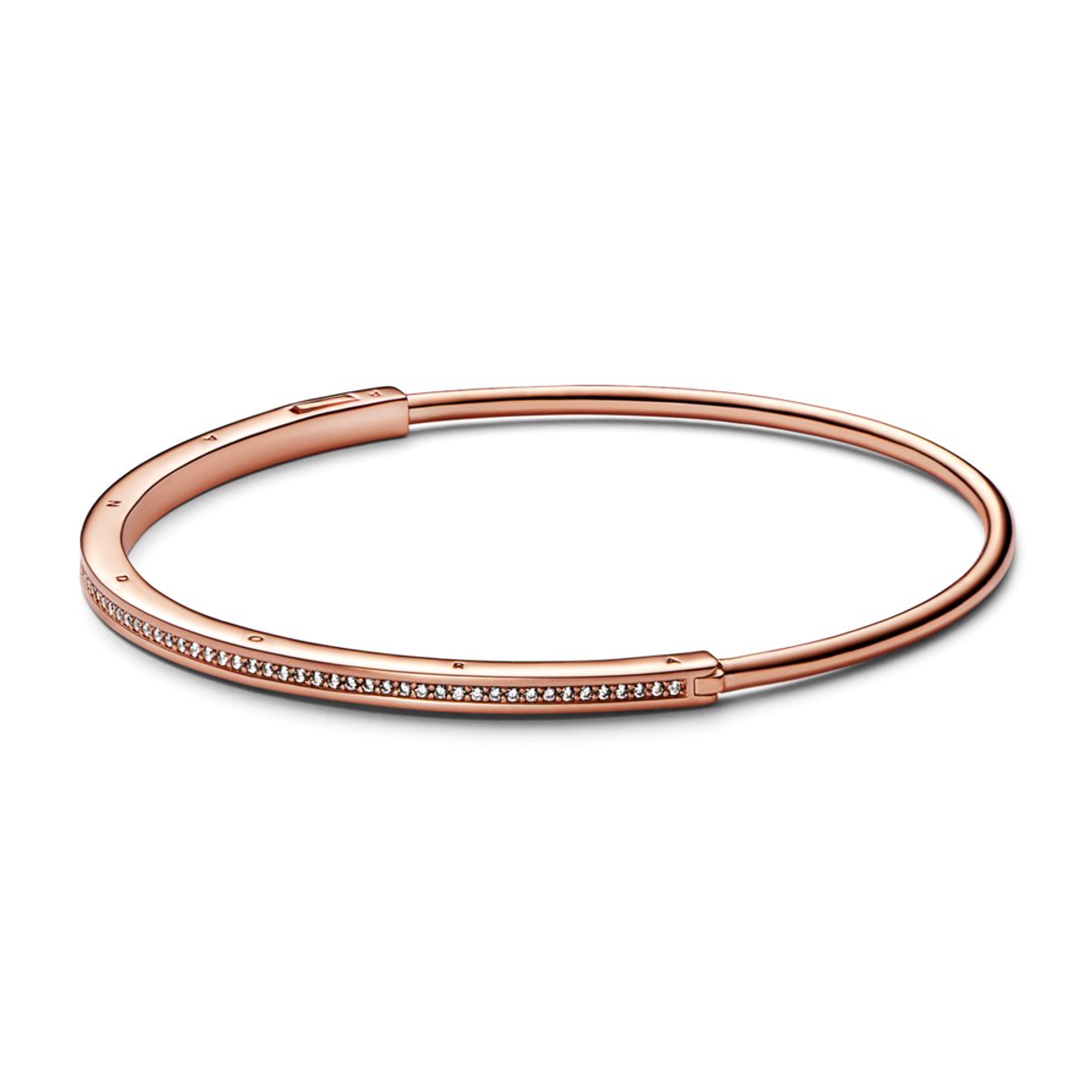 PANDORA pevný náramek Signature s I-D Pavé 1