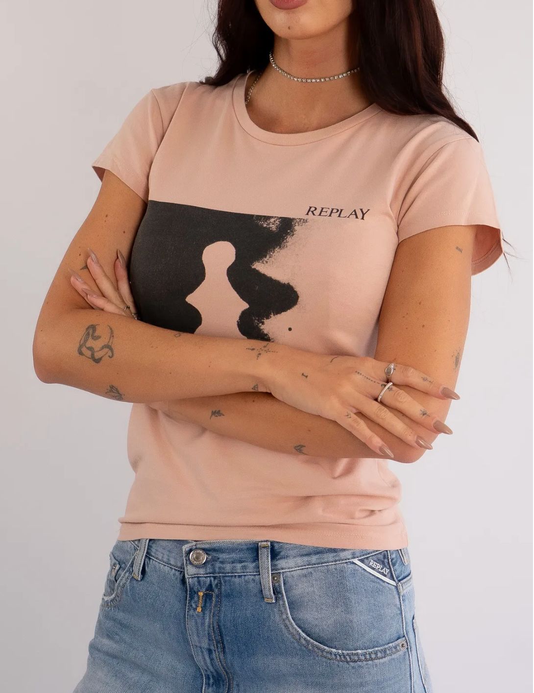 SKINNY FIT TRIČKO S POTISKEM - galerie #1
