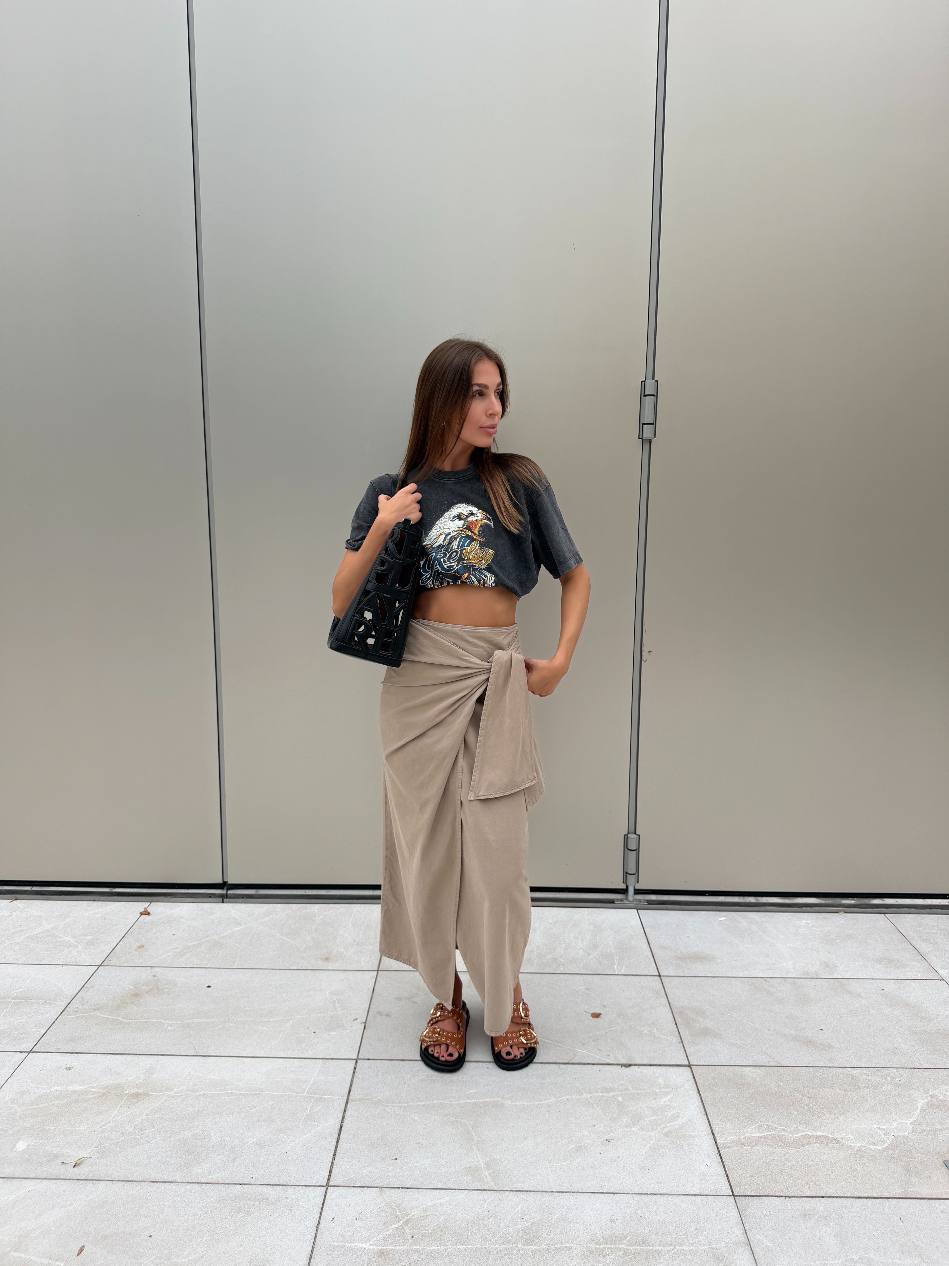 EFFORTLESS EDGE
