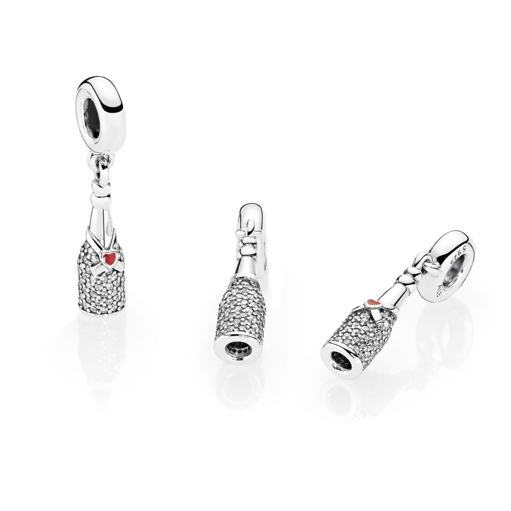 01 přívěsek Čas oslav