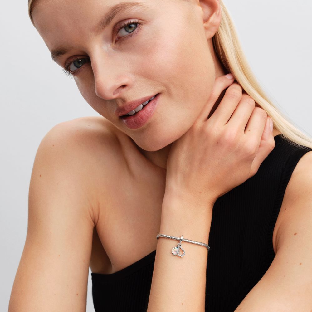 01P