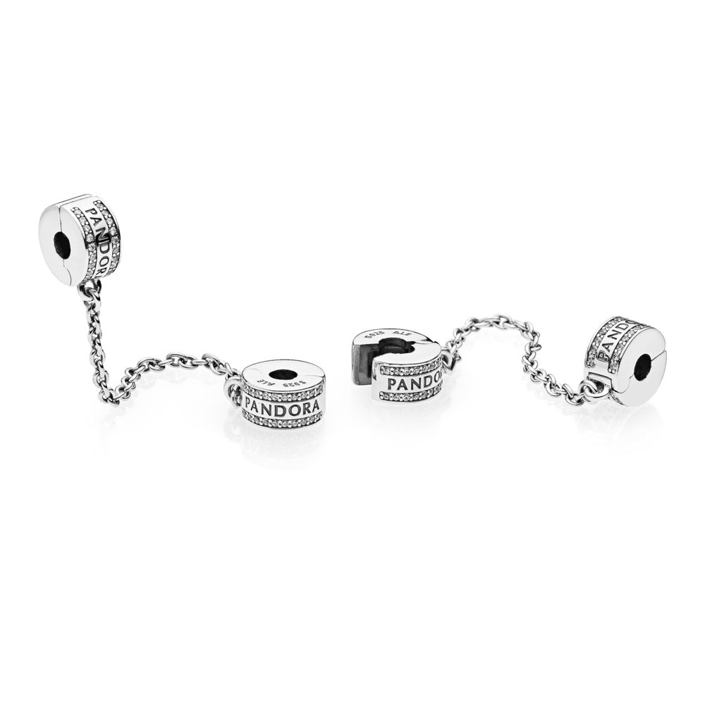 01bezpečnostní řetízek s logem PANDORA